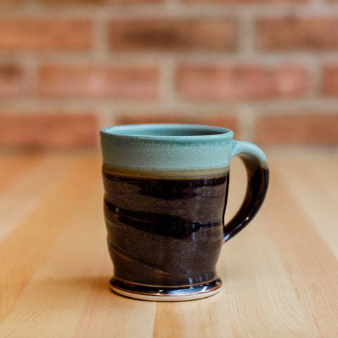 Mug in Copper | Black Glaze